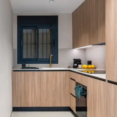 Venta de apartamento en planta media en Puerto Banús