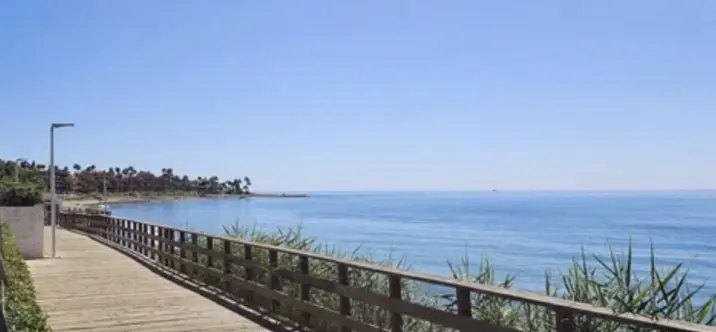 Venta de adosado en Estepona 1