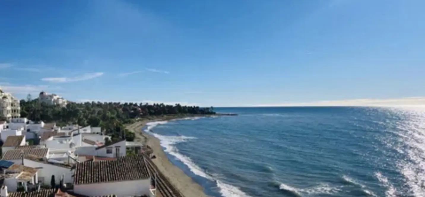 Venta de adosado en Estepona 0