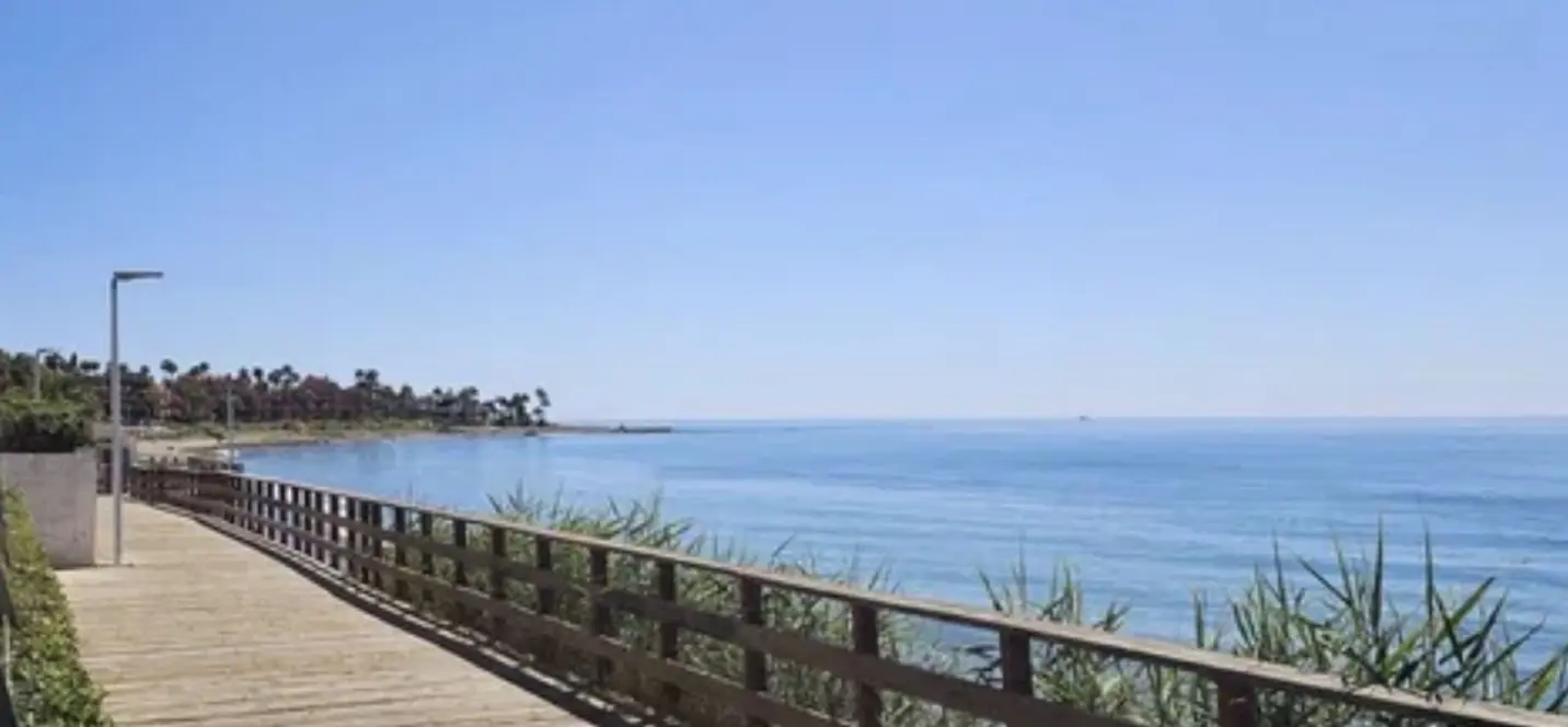 Venta de adosado en Estepona 1