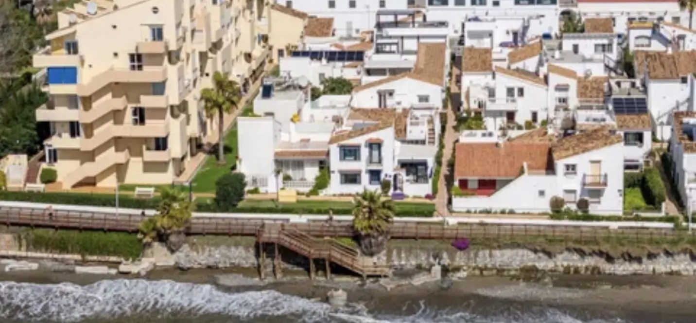 Venta de adosado en Estepona 2