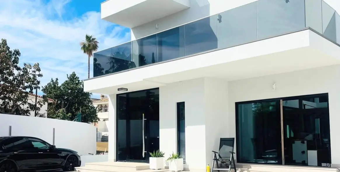 Venta de villa independiente en Benalmadena Costa 1