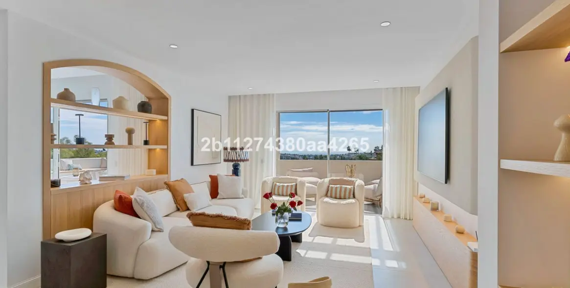 Продажа двухуровневого пентхауса в Marbella 2