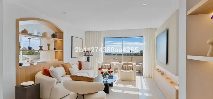 Продажа двухуровневого пентхауса в Marbella 1