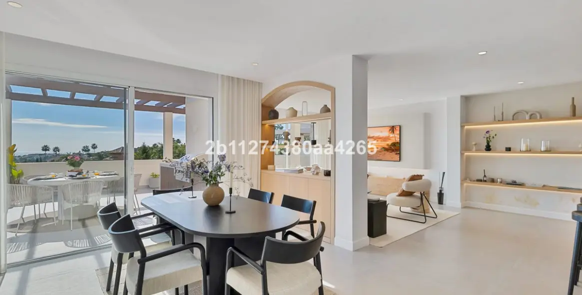 Продажа двухуровневого пентхауса в Marbella 3