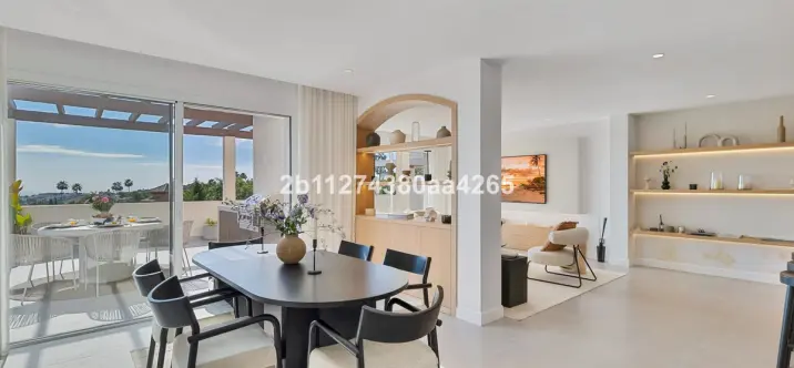 Продажа двухуровневого пентхауса в Marbella 2