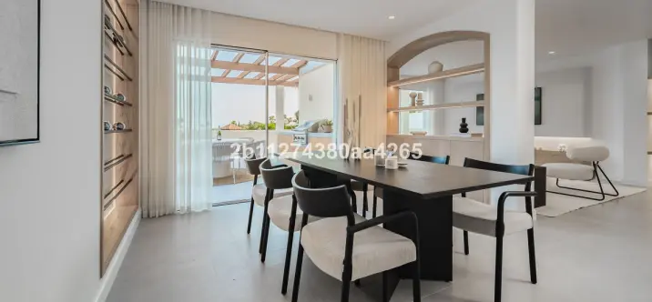 Продажа двухуровневого пентхауса в Marbella 4