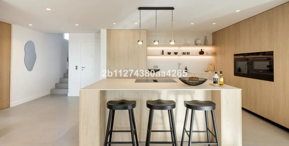 Продажа двухуровневого пентхауса в Marbella 7
