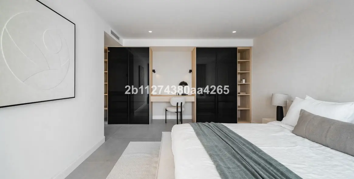 Продажа двухуровневого пентхауса в Marbella 32