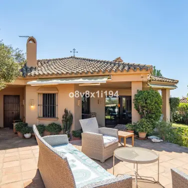 Venta de villa independiente en Marbella