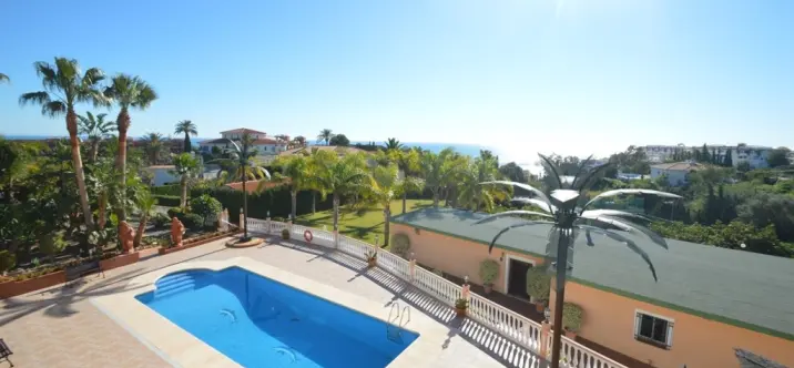 Venta de villa independiente en Benalmadena 1