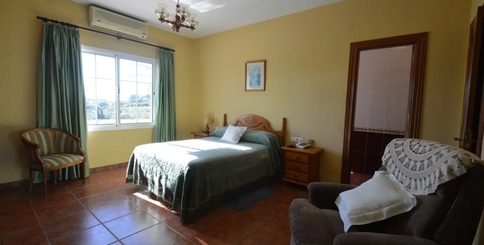 Продажа  отдельно стоящей виллы в Benalmadena 8