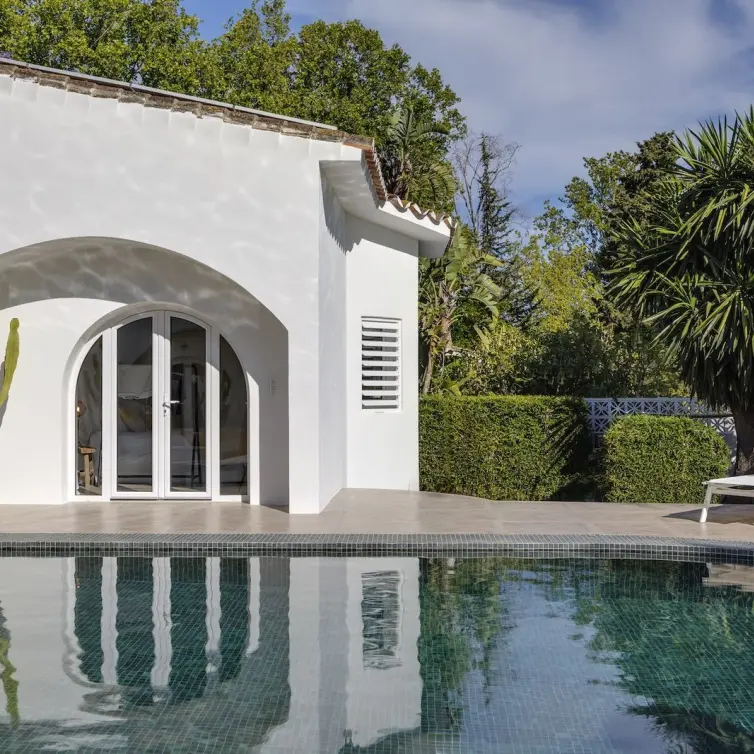 Venta de villa independiente en Guadalmina Alta