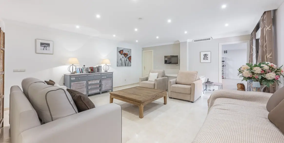 Venta de villa independiente en Benahavís 50