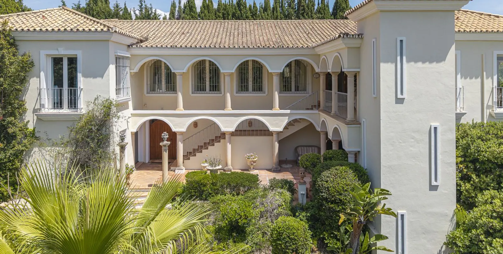Venta de villa independiente en Benahavís 2