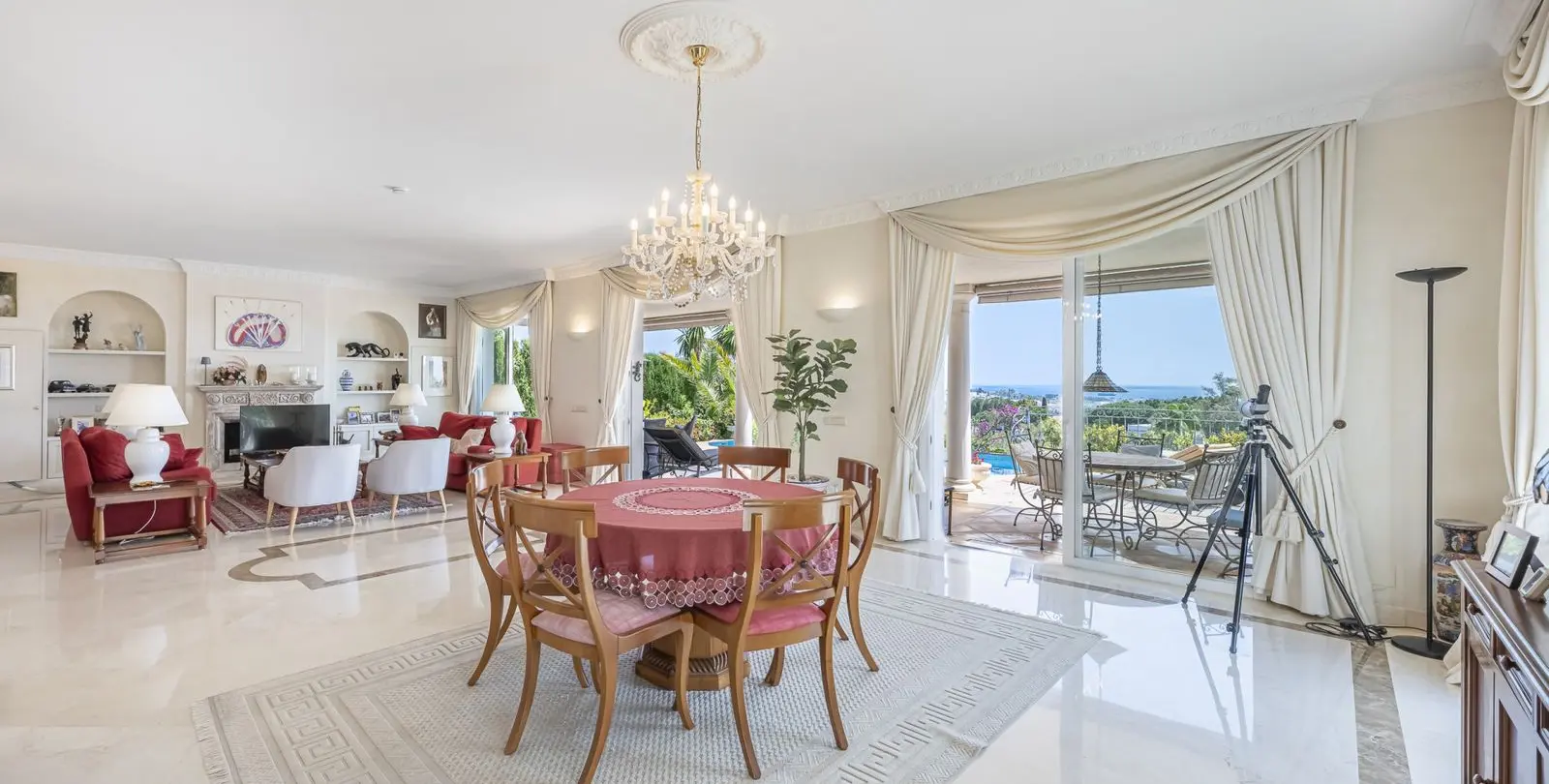 Venta de villa independiente en Benahavís 17