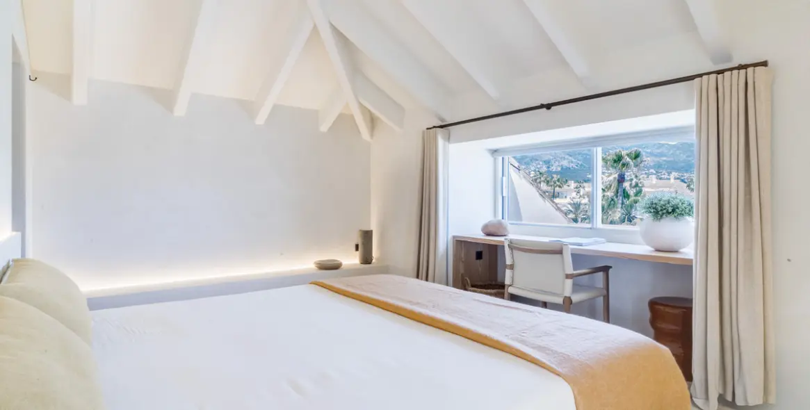 Venta de ático dúplex en The Golden Mile 35