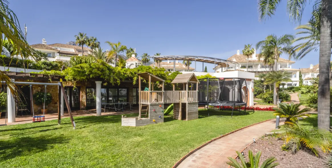 Venta de ático dúplex en The Golden Mile 47