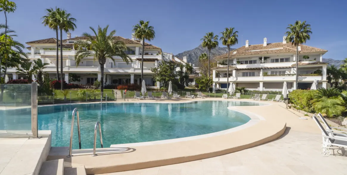 Venta de ático dúplex en The Golden Mile 49