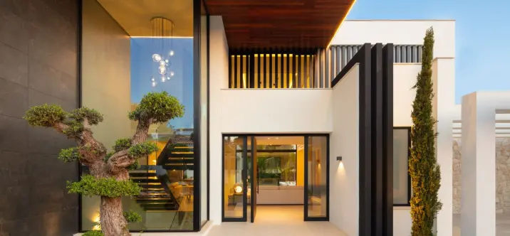 Venta de villa independiente en Marbella 0