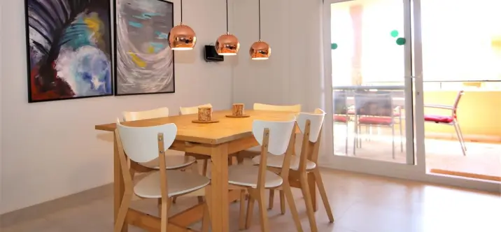 Alquiler a corto plazo de apartamento en planta baja en Estepona 3
