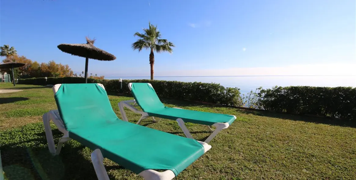 Alquiler a corto plazo de apartamento en planta baja en Estepona 20