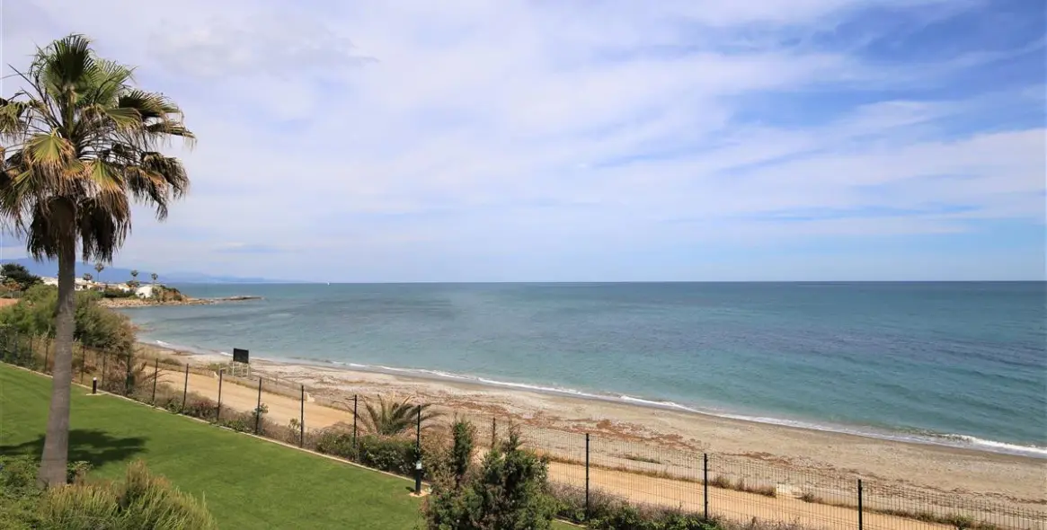 Alquiler a corto plazo de apartamento en planta baja en Estepona 24