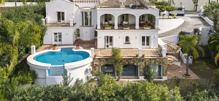 Краткосрочная аренда  отдельно стоящей виллы в La Quinta 0