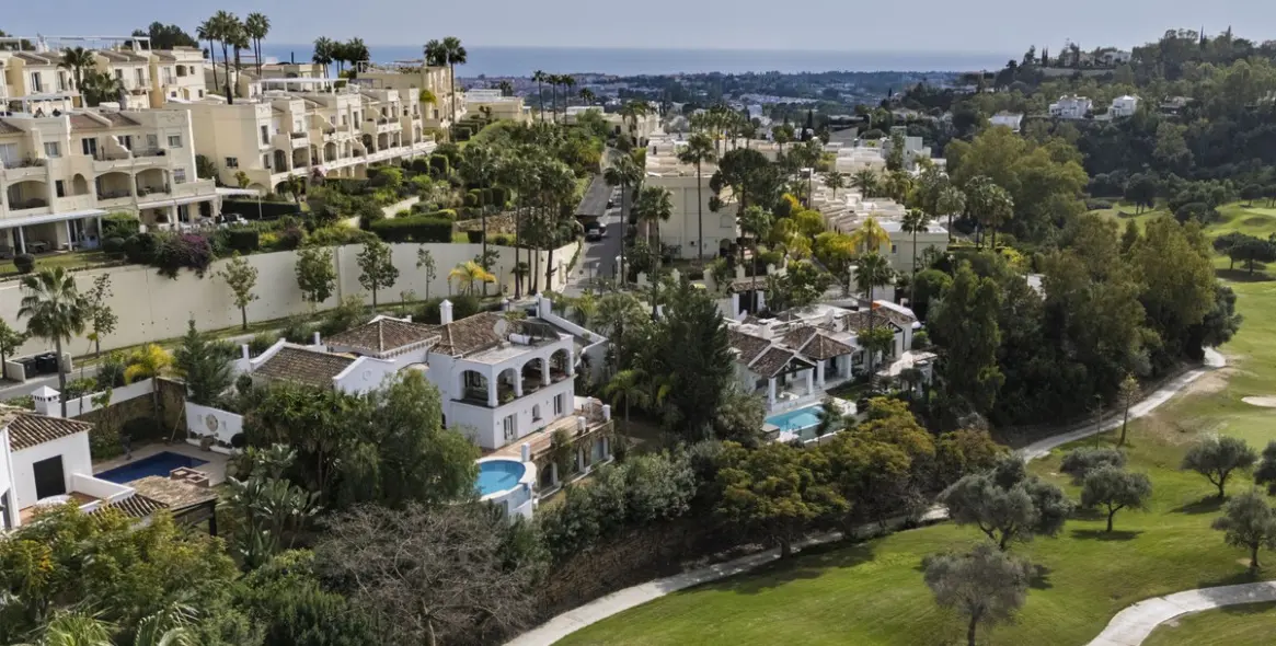 Краткосрочная аренда  отдельно стоящей виллы в La Quinta 2