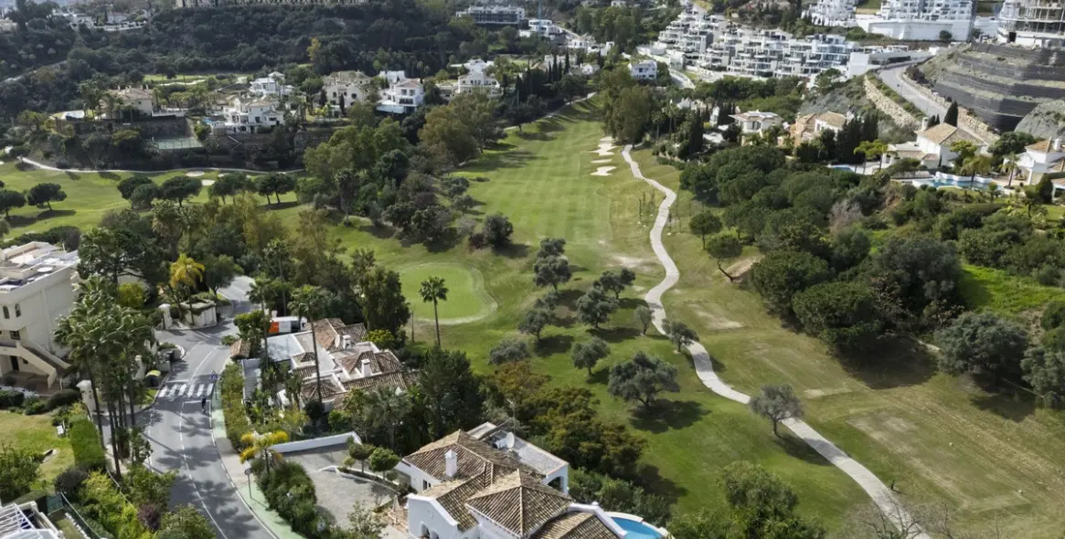 Краткосрочная аренда  отдельно стоящей виллы в La Quinta 4