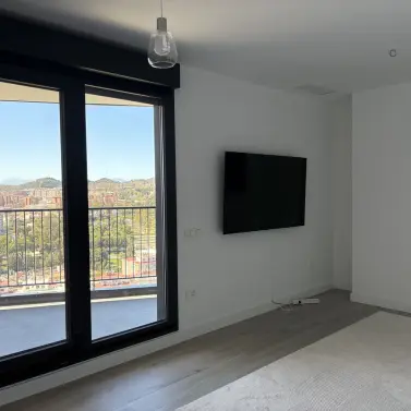 Long-term rent of middle floor apartment in Martiricos