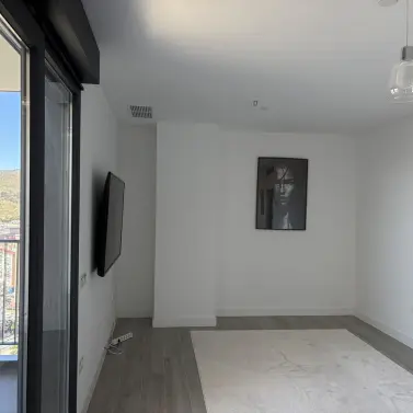 Long-term rent of middle floor apartment in Martiricos