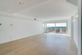 Image 4 thumb