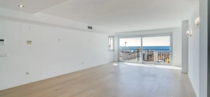 Долгосрочная аренда апартаментов на среднем этаже в Puerto Banús 3