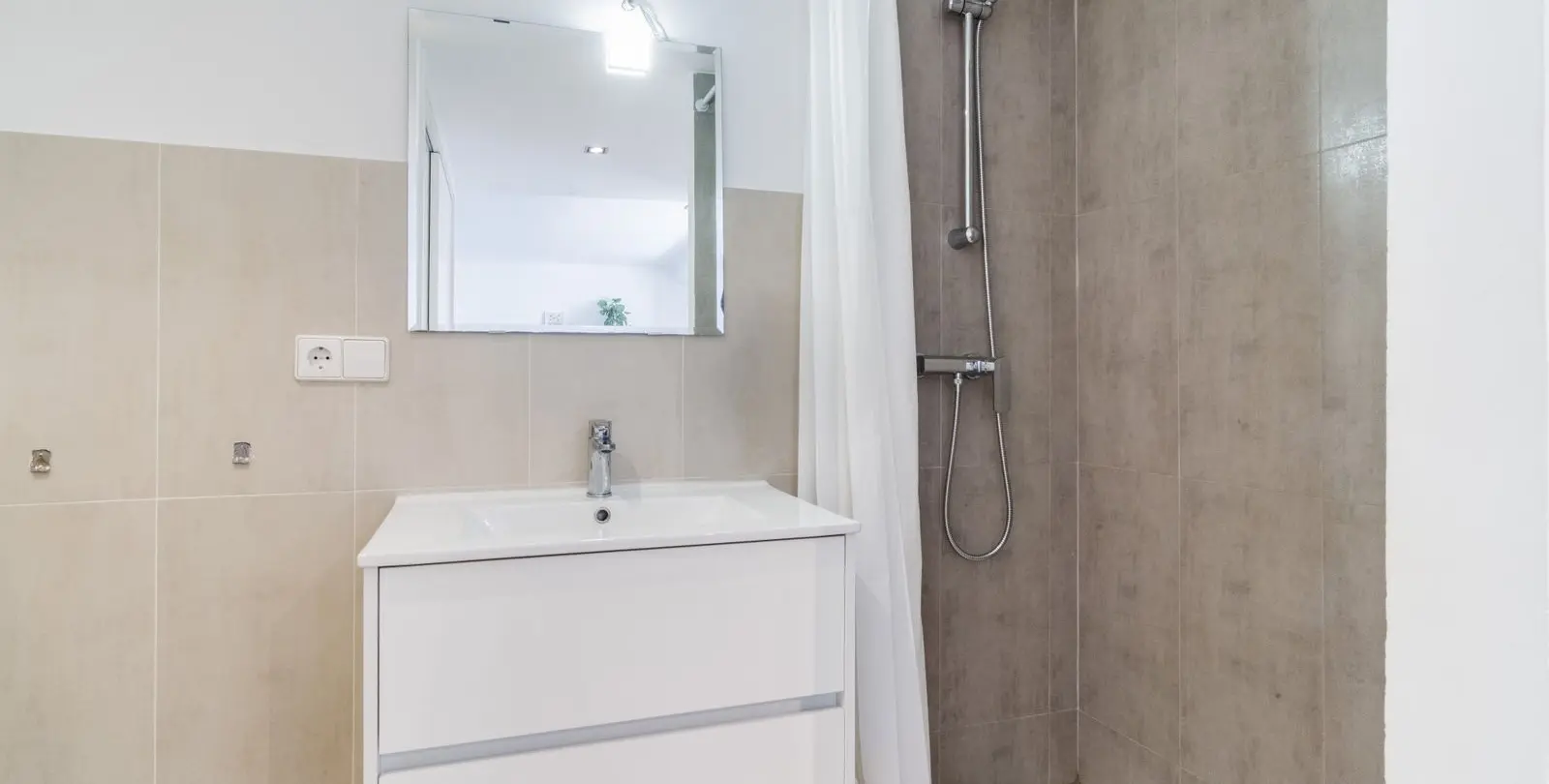 Long-term rent of middle floor apartment in Puerto Banús 19