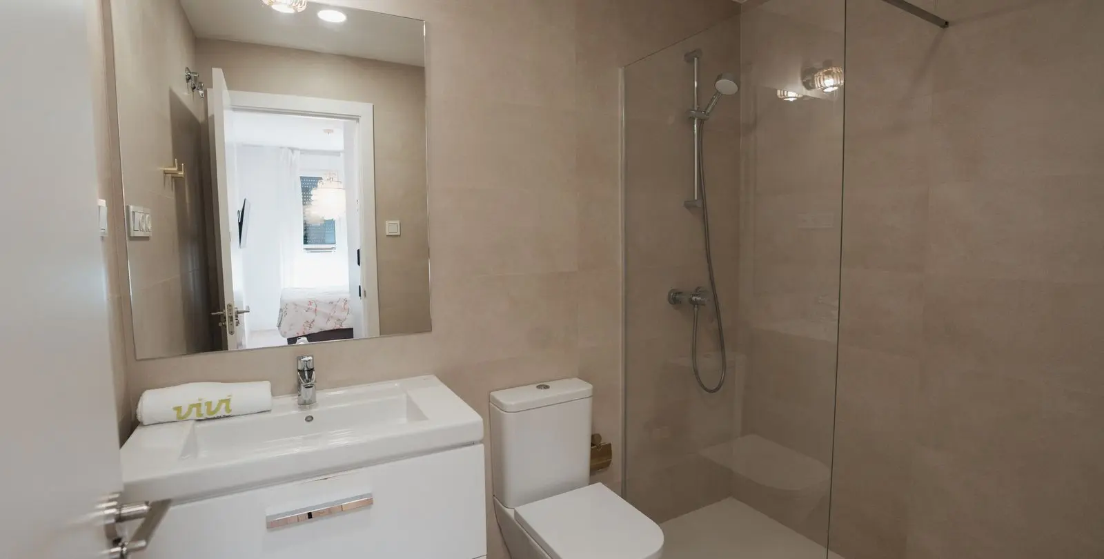 Sale of penthouse in Martiricos 16