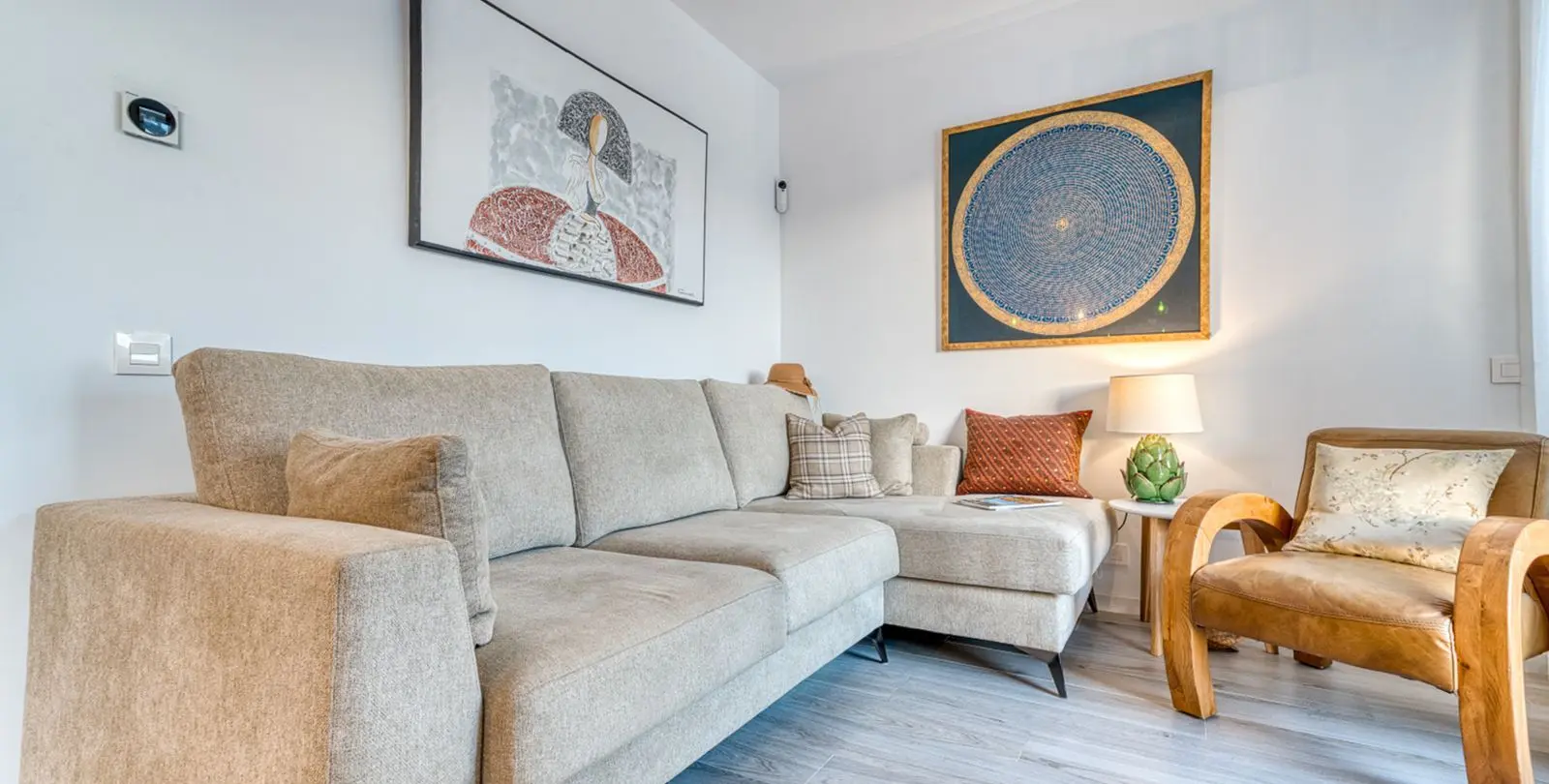 Sale of penthouse in Estepona 12