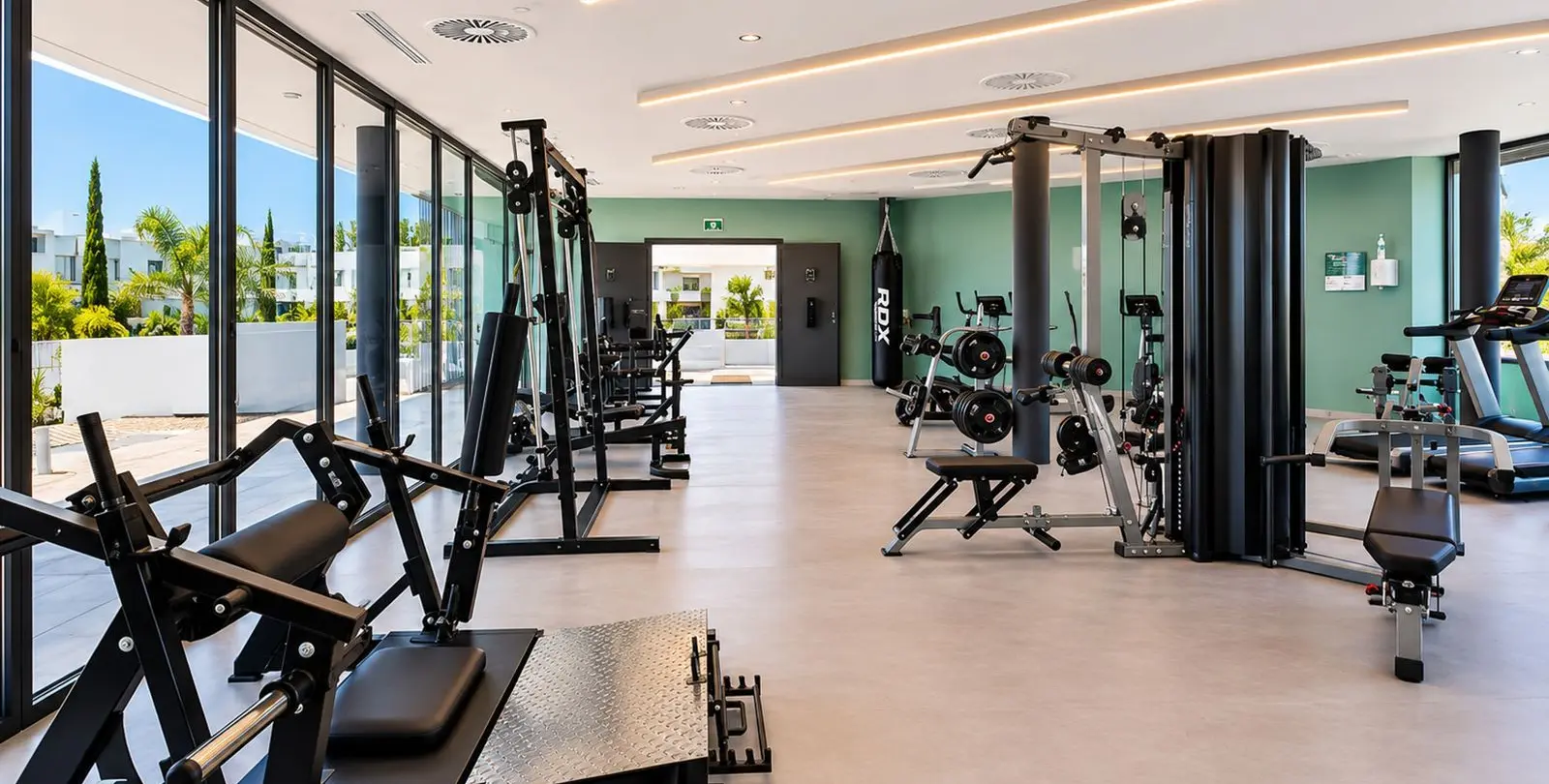 Sale of penthouse in Estepona 33