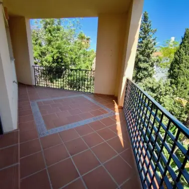 Sale of penthouse in Puerto Banús