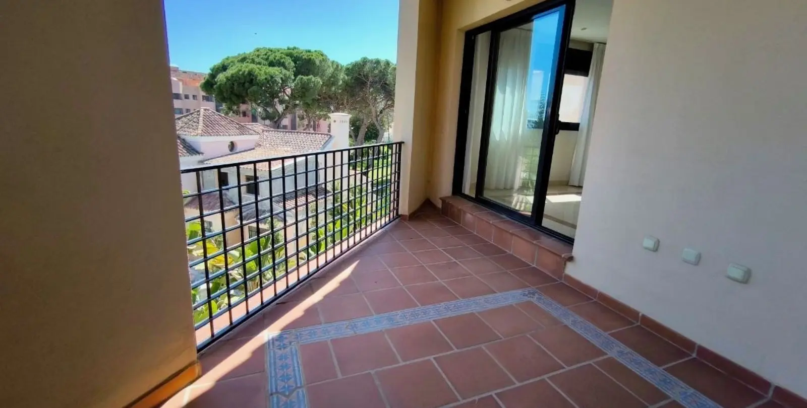 Продажа пентхауса в Puerto Banús 3