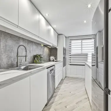 Venta de apartamento en planta media en Nueva Andalucía