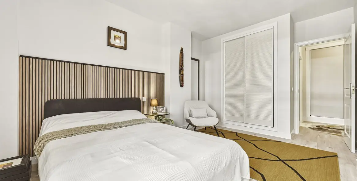 Sale of middle floor apartment in Nueva Andalucía 15
