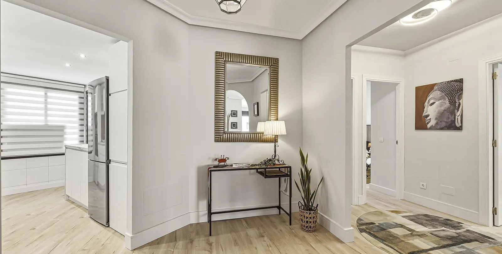 Sale of middle floor apartment in Nueva Andalucía 8
