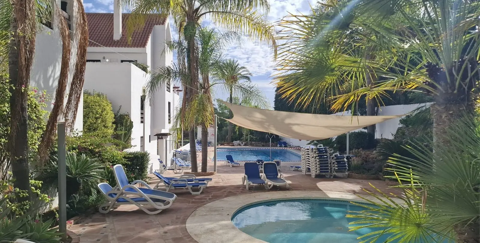 Sale of middle floor apartment in Nueva Andalucía 25