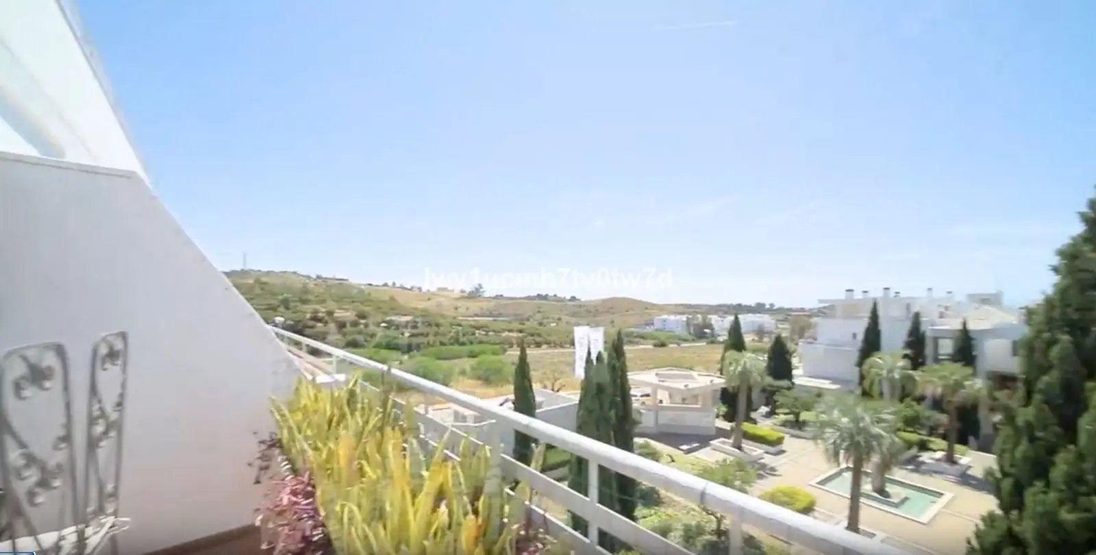 Sale of penthouse duplex in La Cala de Mijas 41