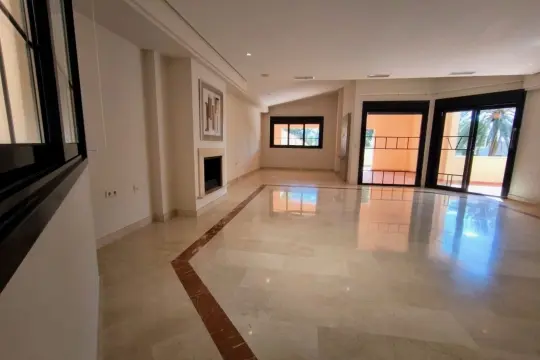 Image 4 thumb