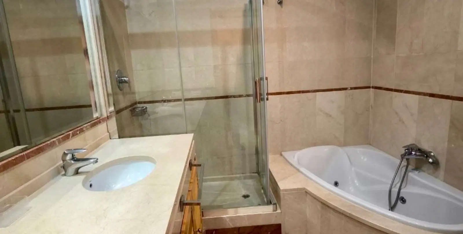 Sale of penthouse in Puerto Banús 12