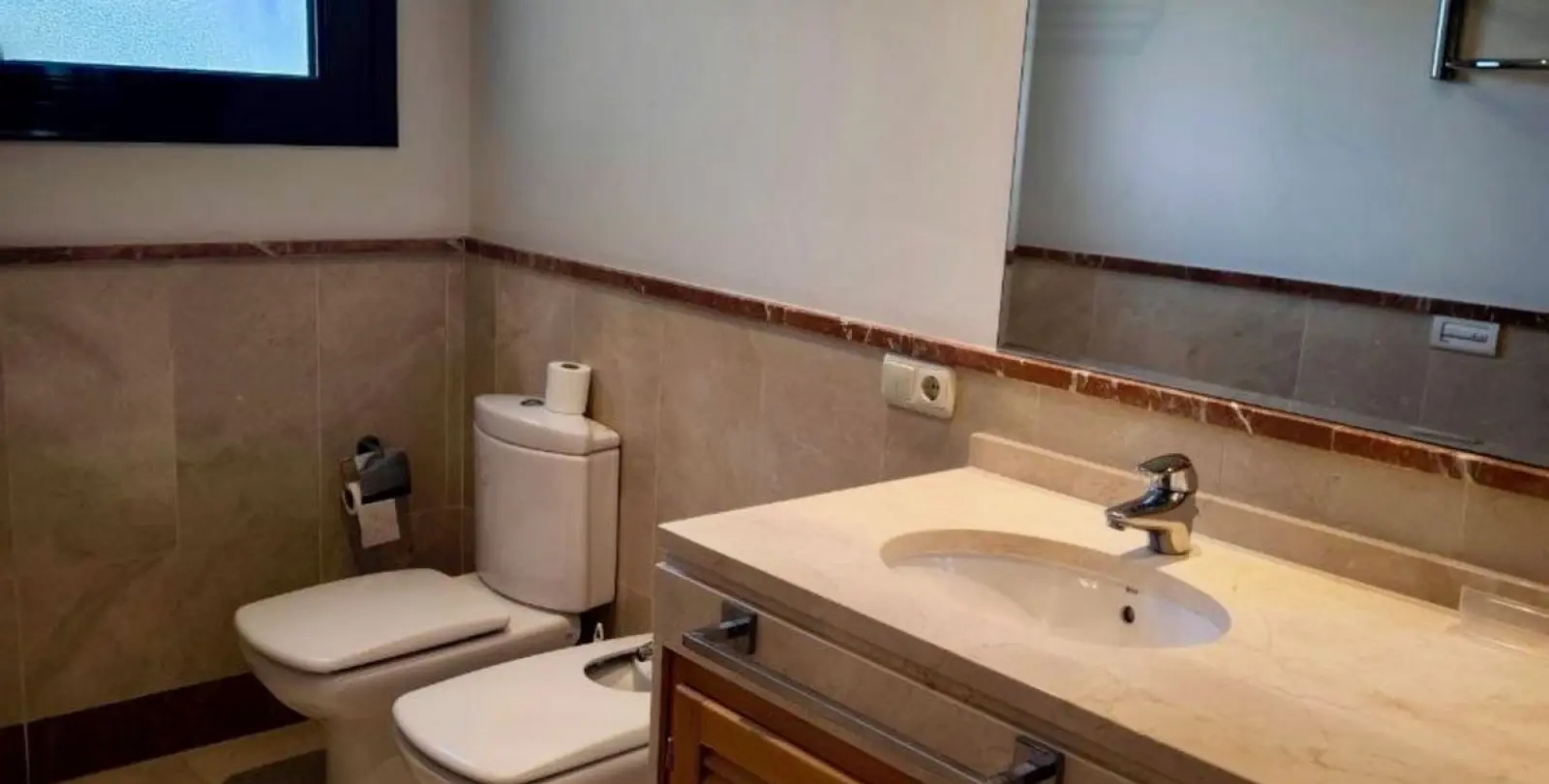 Sale of penthouse in Puerto Banús 22