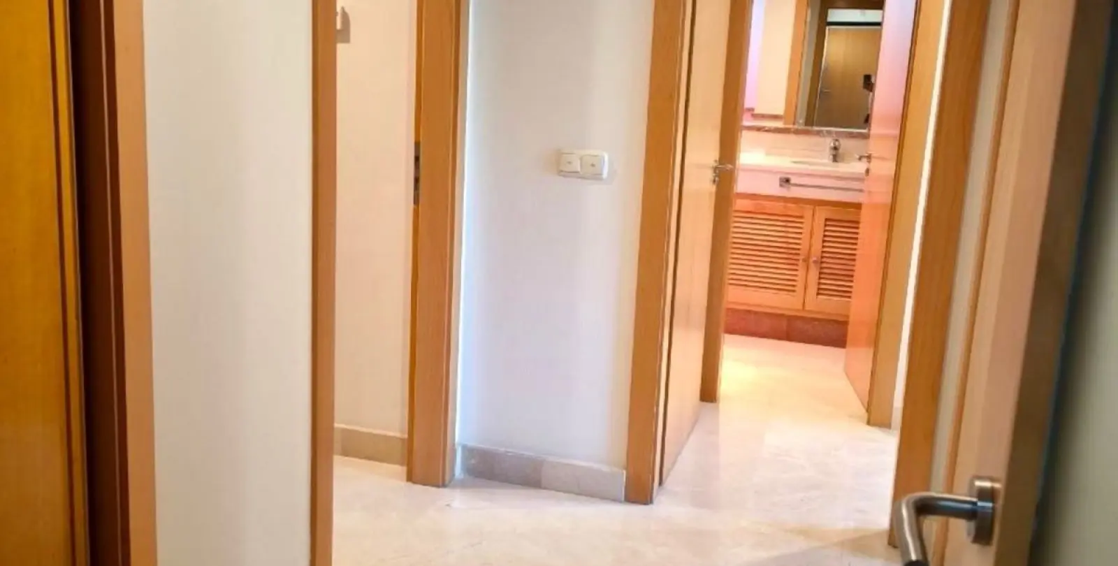 Sale of penthouse in Puerto Banús 26