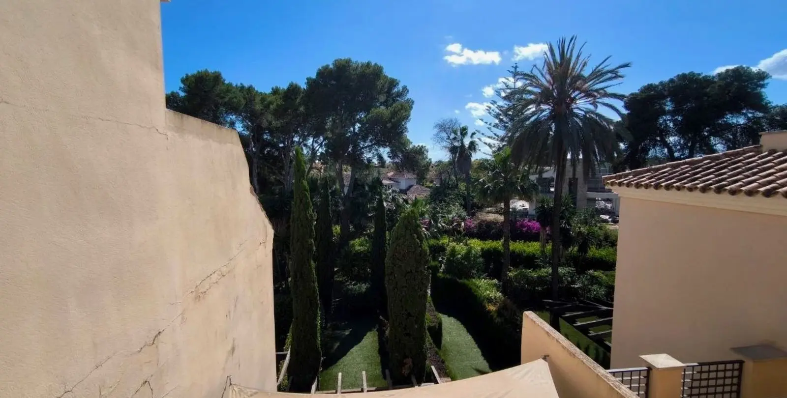 Sale of penthouse in Puerto Banús 31